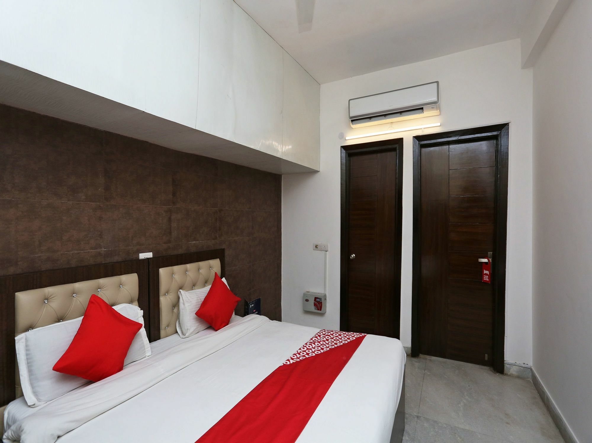 Oyo 13396 Prefer Hotel 3*