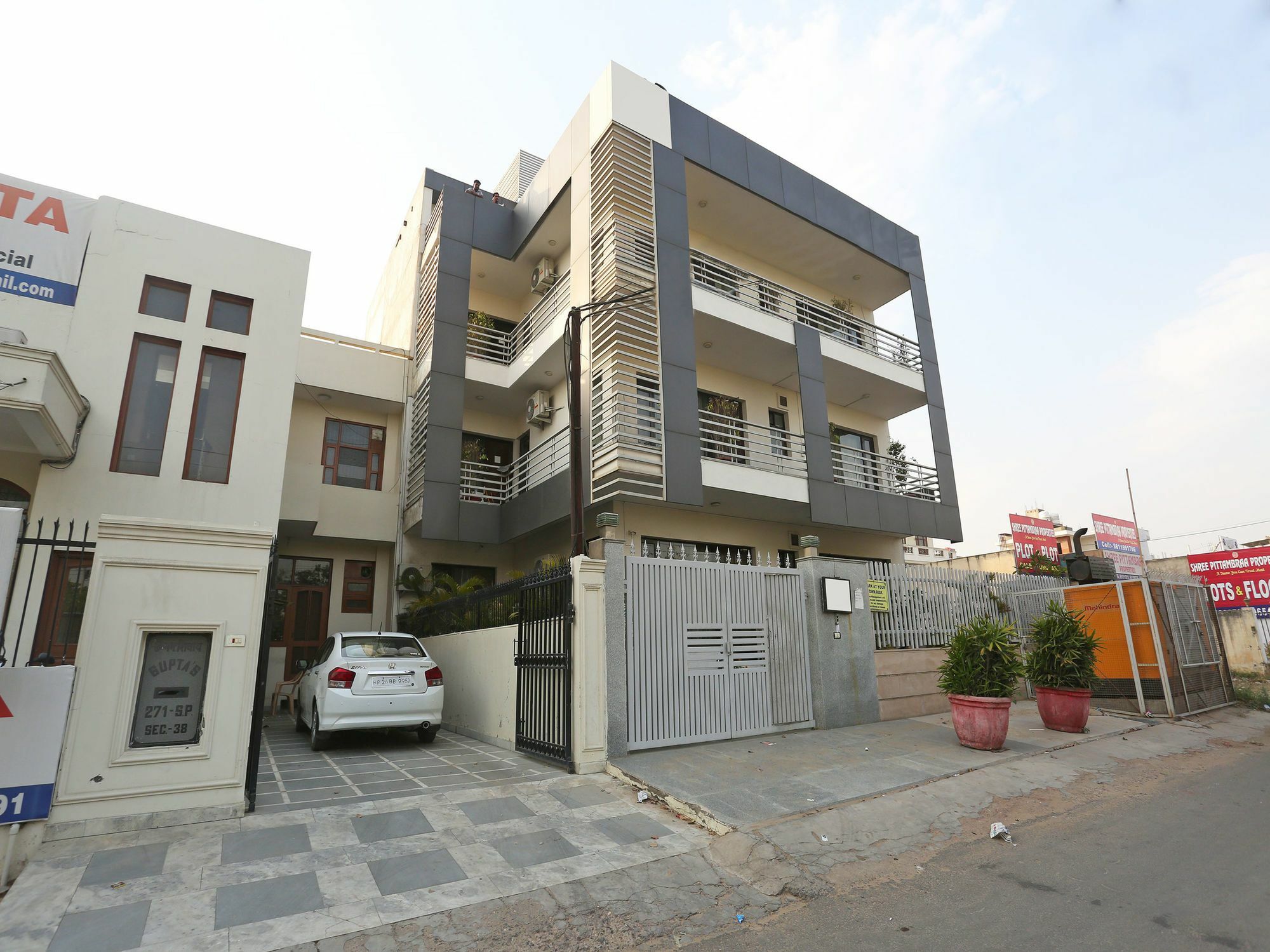 Hotel Oyo 13396 Prefer 3*