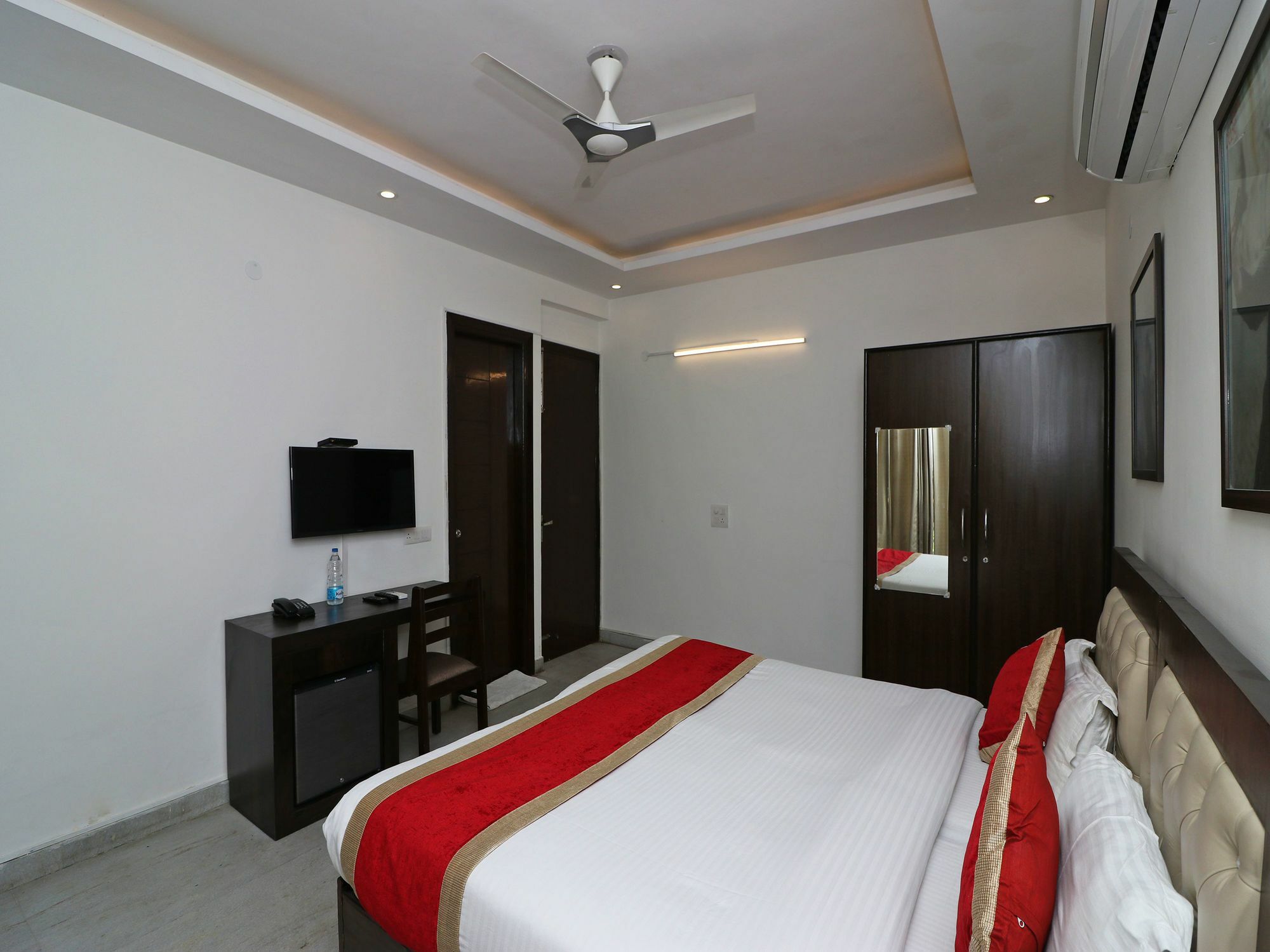 Hotel Oyo 13396 Prefer 3*