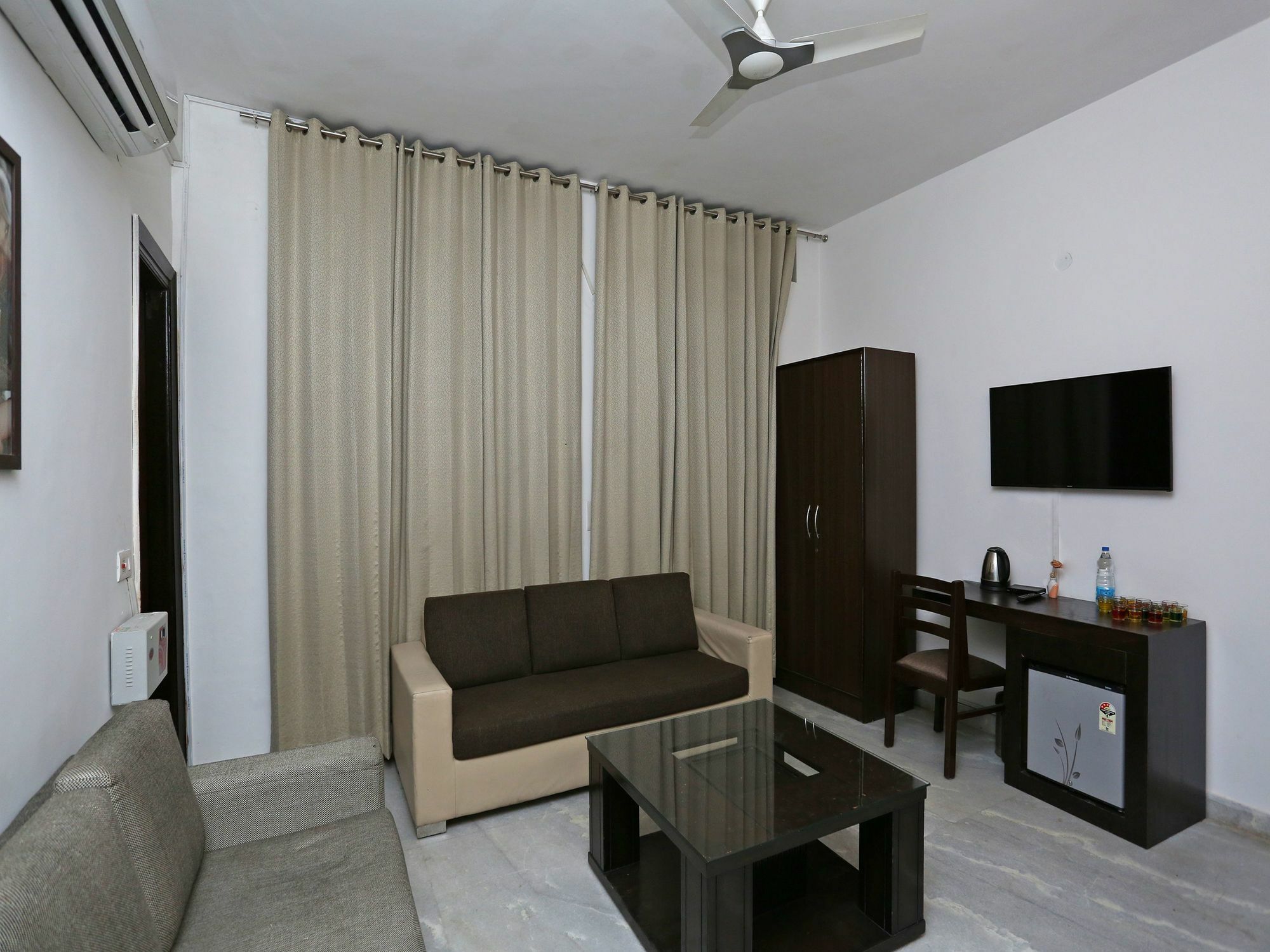 Oyo 13396 Prefer Gurgaon
