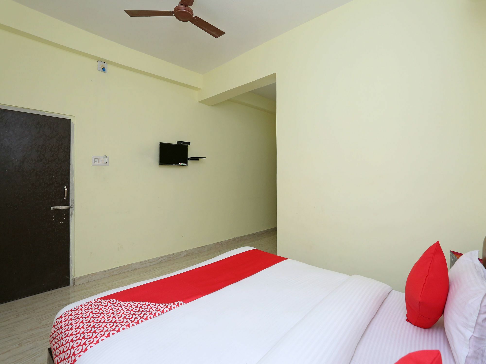 Hotel O Lakshay Residency