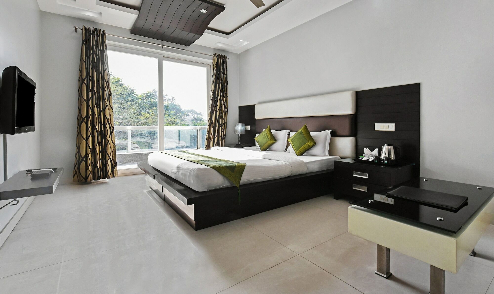 Hotel Treebo Daffodils 3*