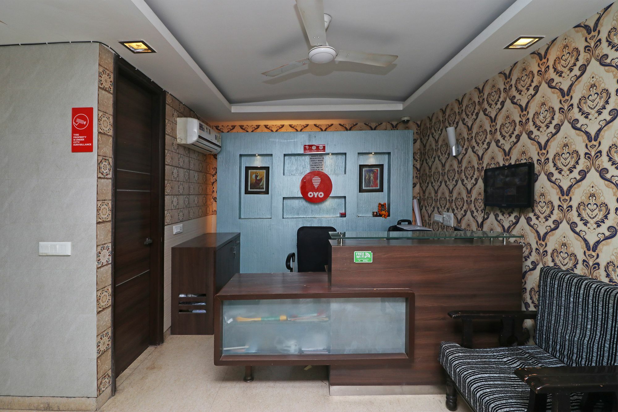 Oyo Just Near Leisure Valley Park 3*