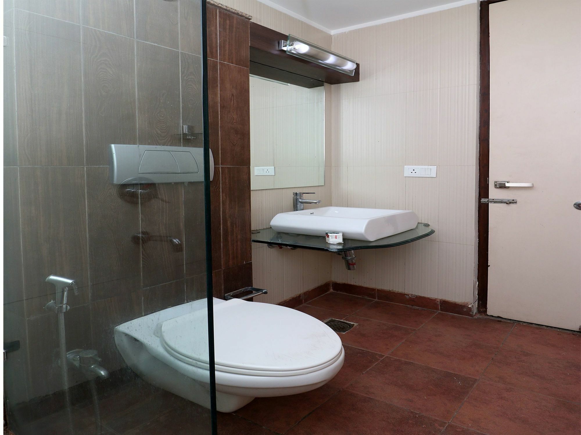 Oyo Just Near Leisure Valley Park Gurgaon