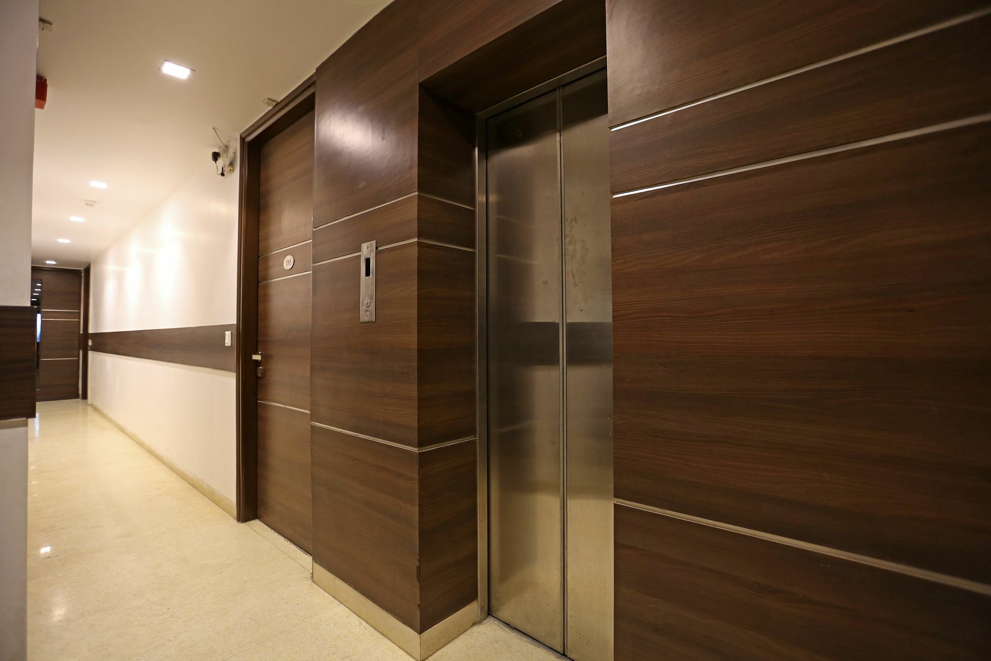 Oyo Just Near Leisure Valley Park 3*