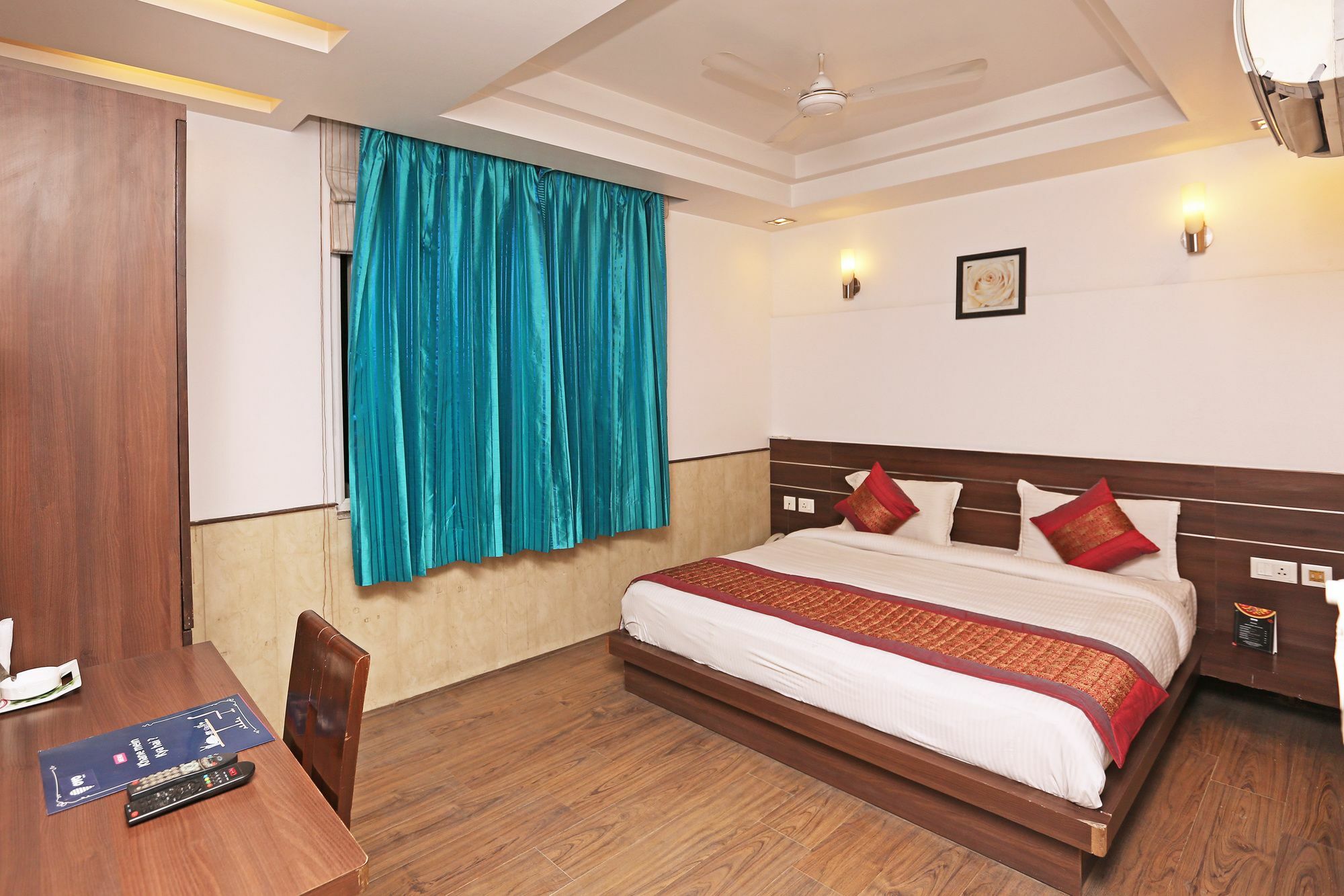 Oyo Just Near Leisure Valley Park Hotel 3*