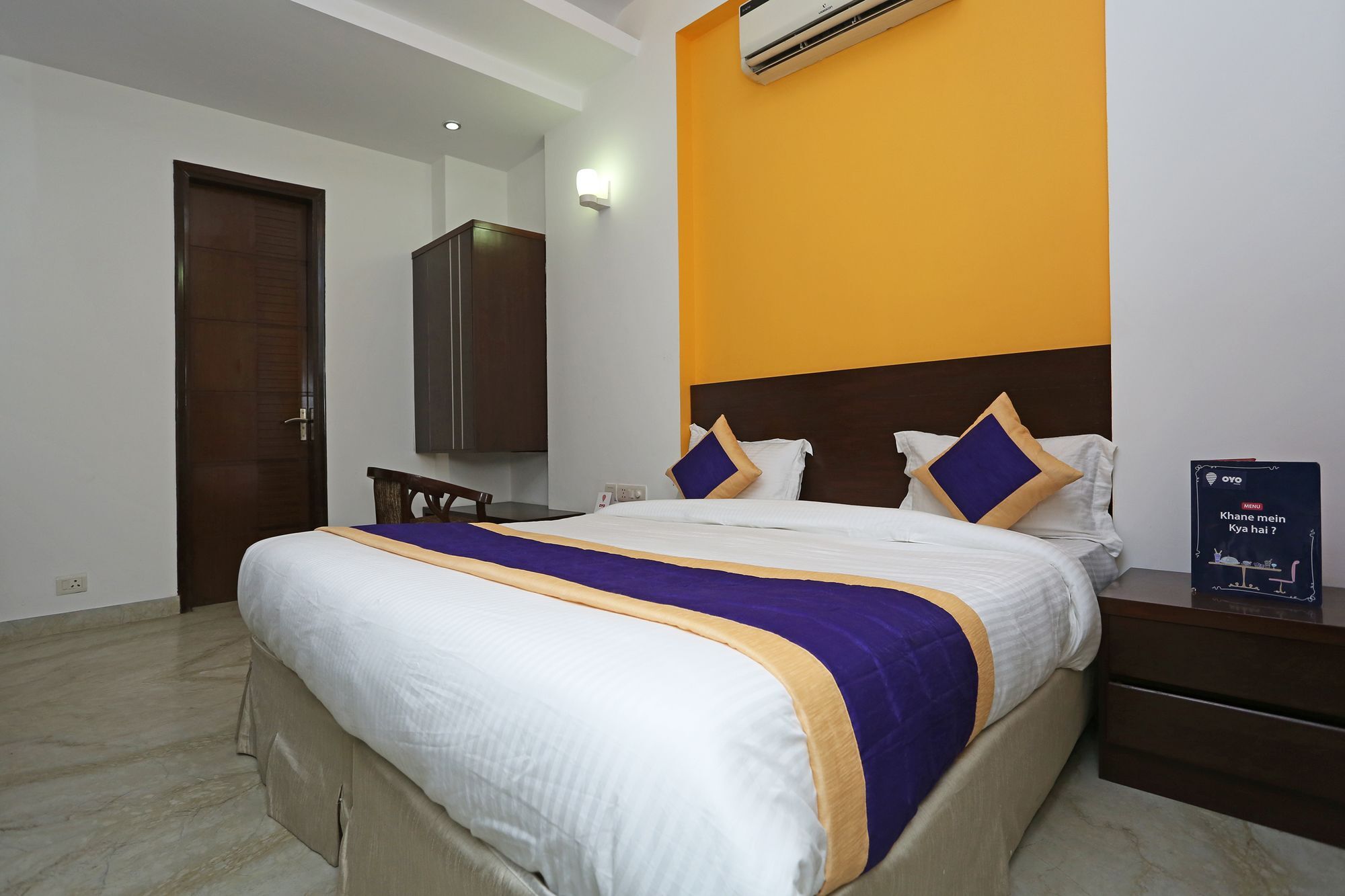 Oyo 11381 Corple Gurgaon
