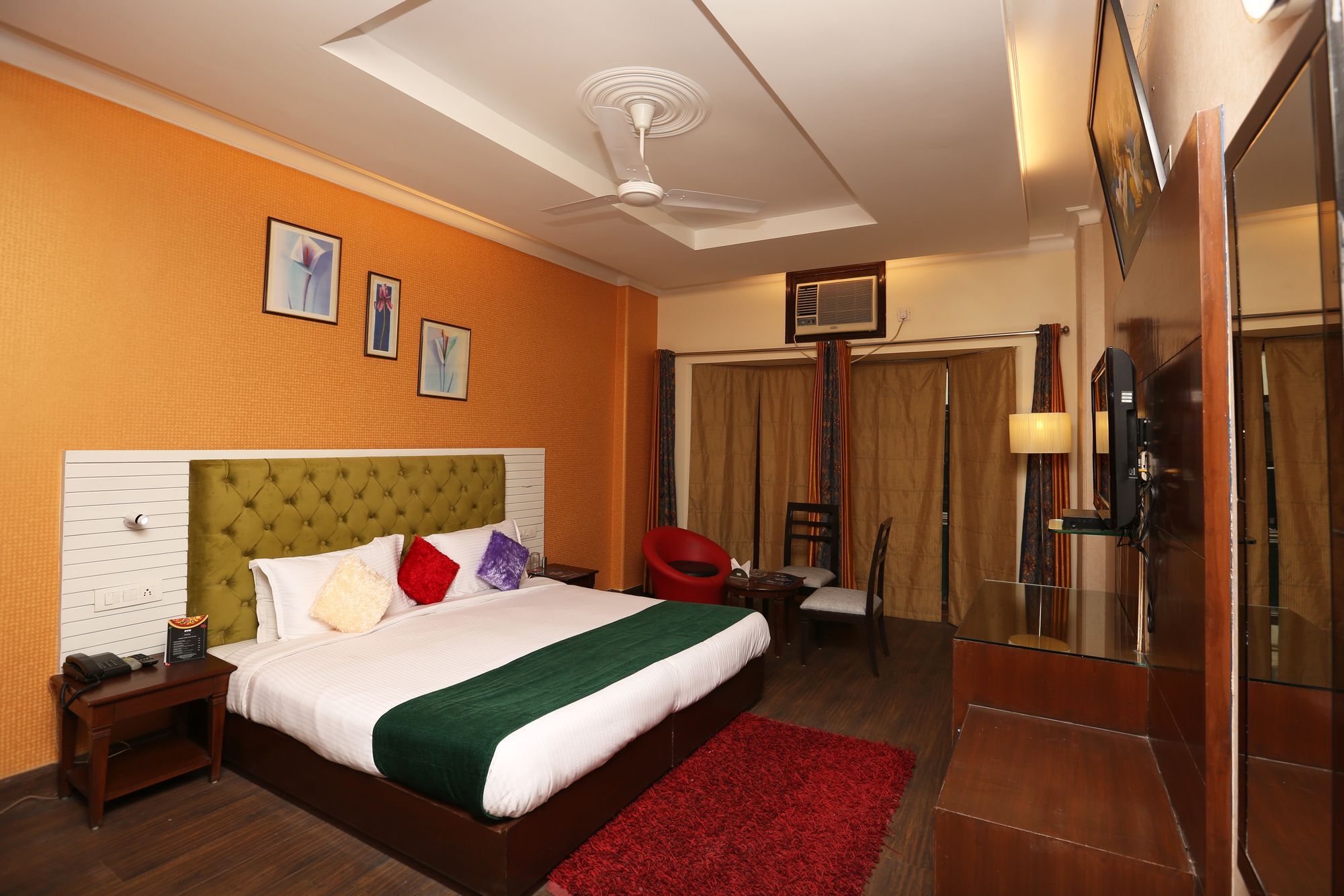 Hotel Oyo 8535 Mayarch