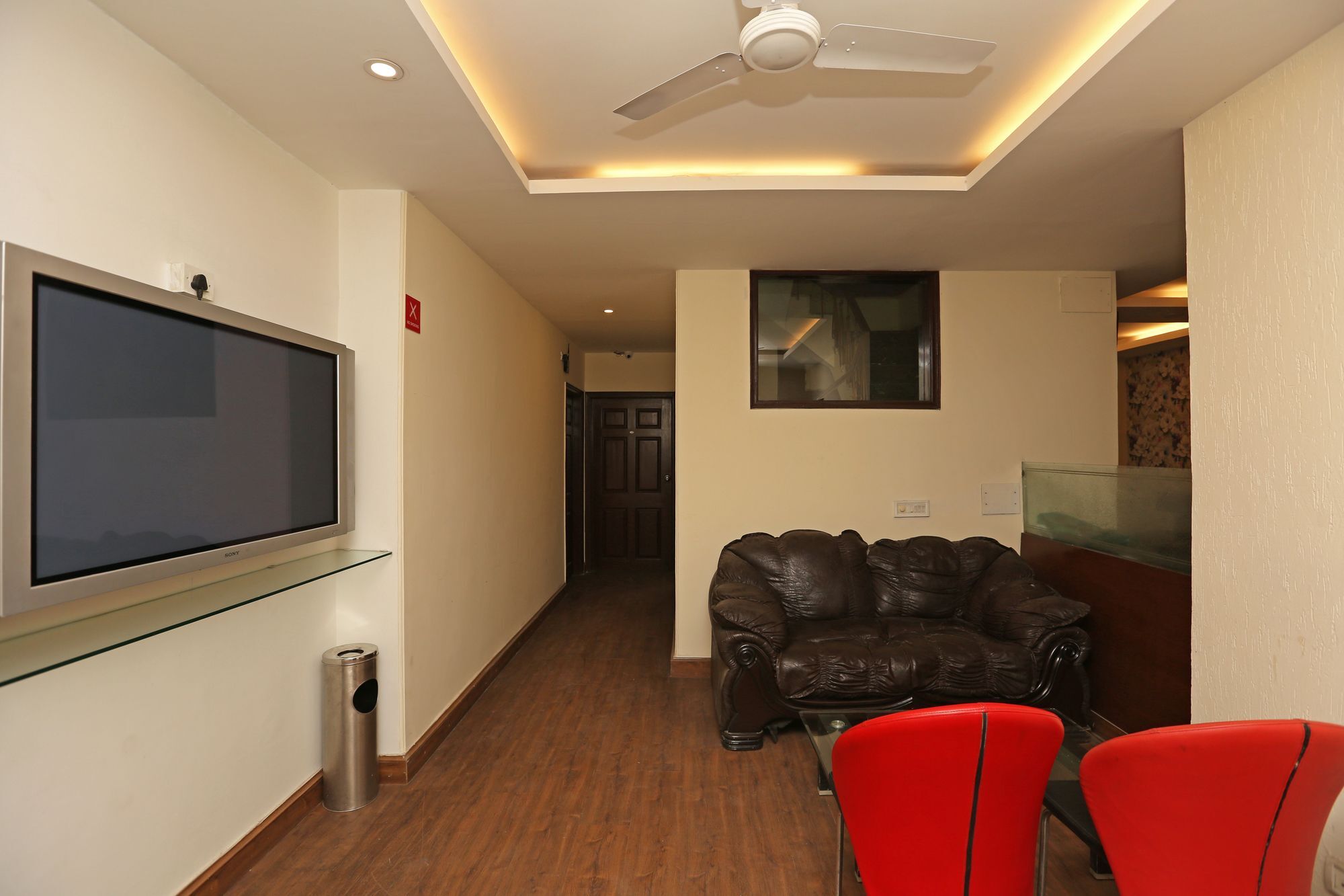 Oyo 8535 Mayarch Hotel 3*