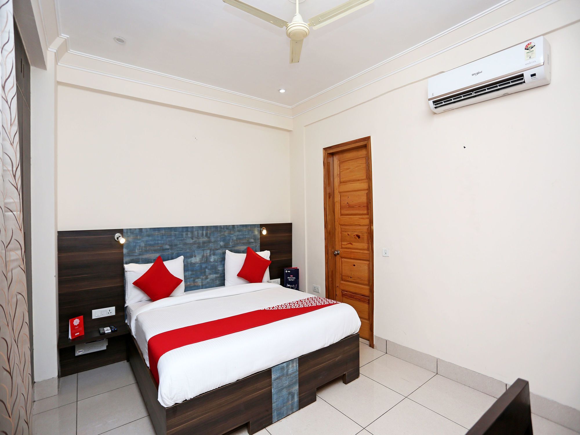 Oyo 14444 Jmk House Hotel