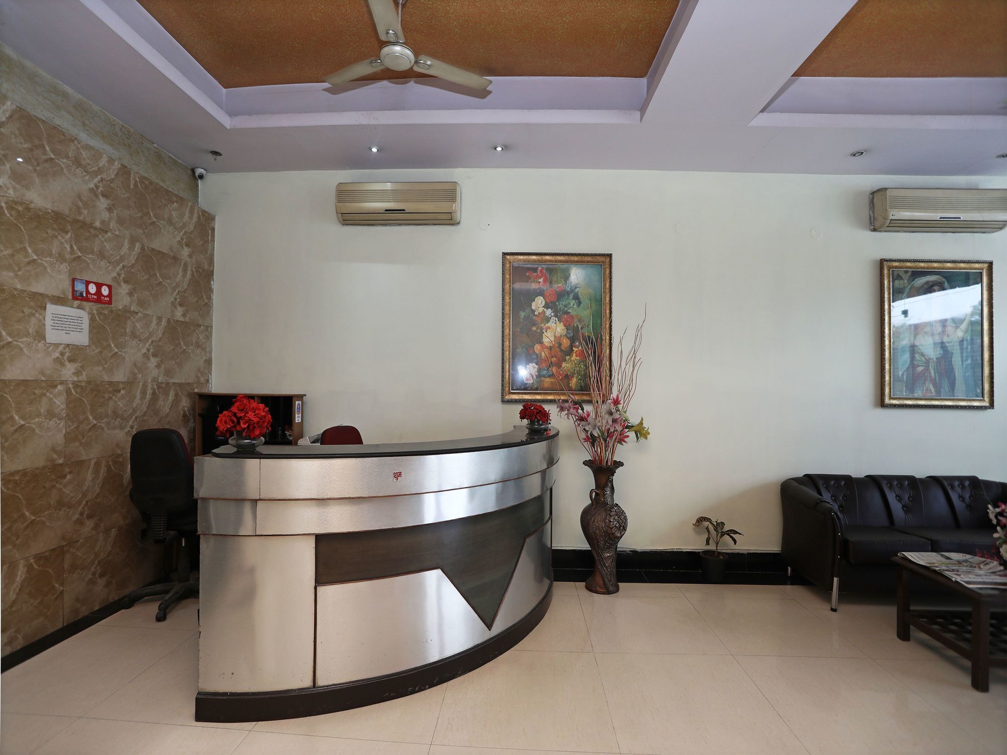 Oyo 14875 The Imperial Residency Hotel
