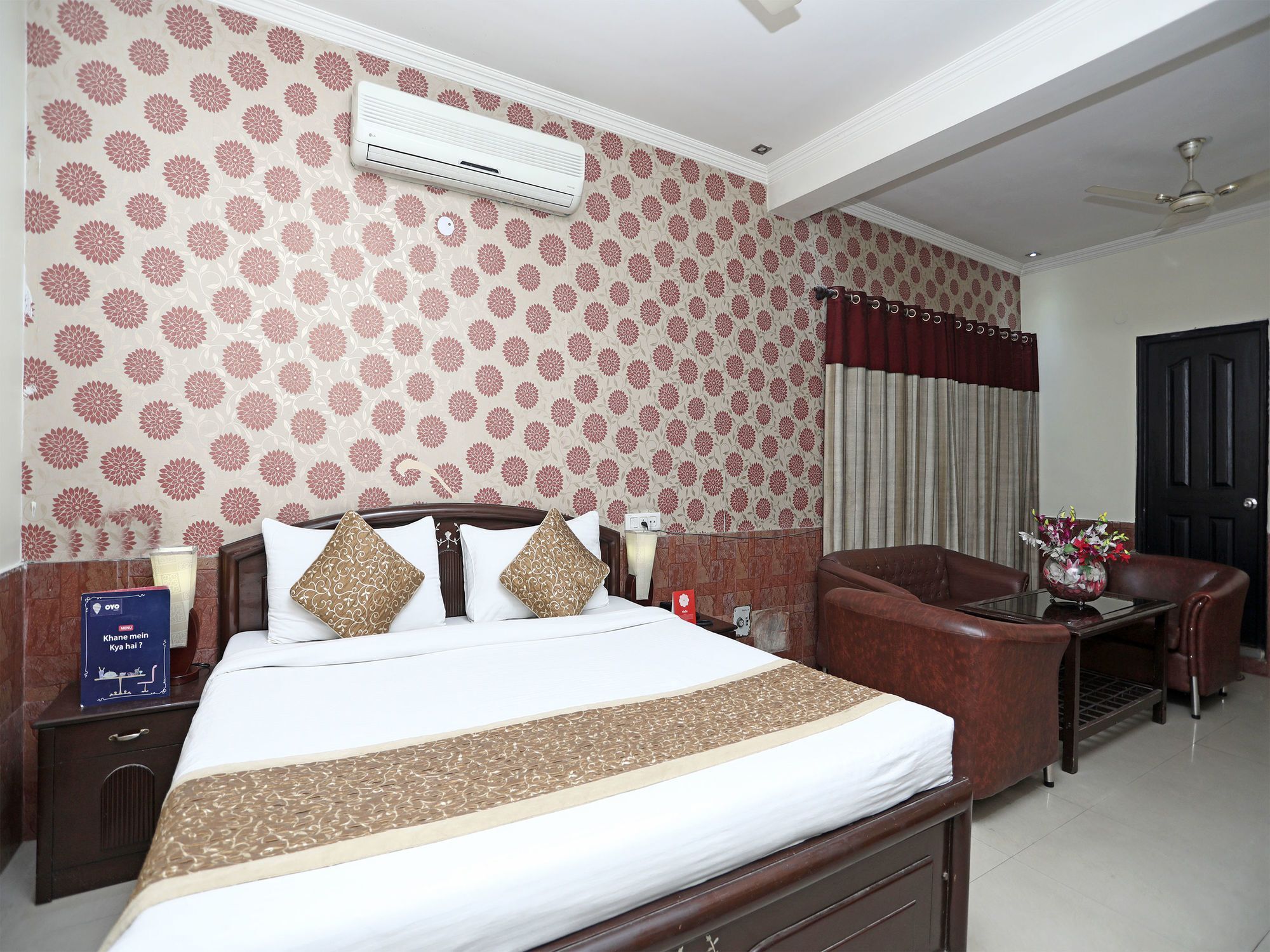 Hotel Oyo 14875 The Imperial Residency