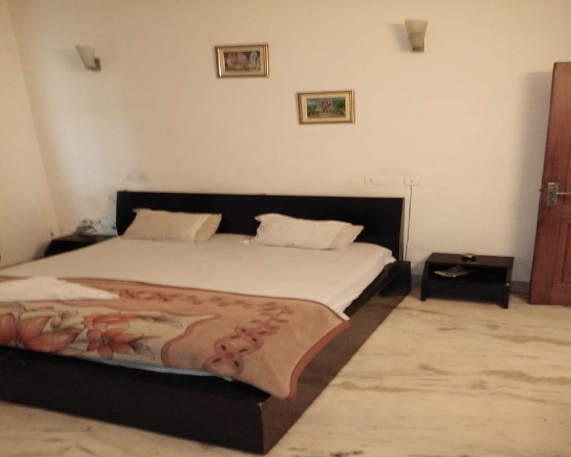 Hotel The Blue Sapphire 3*