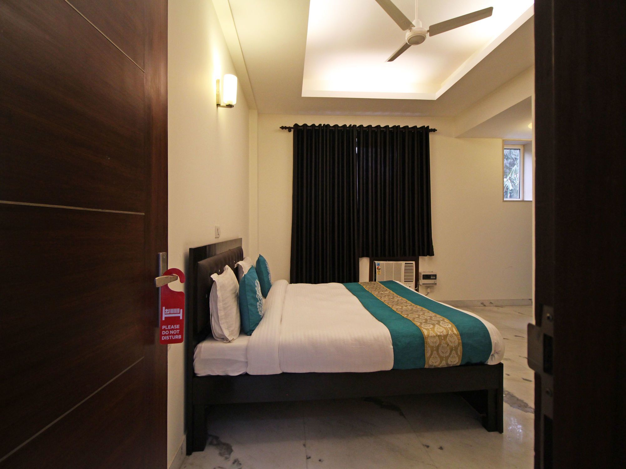 Hotel Oyo 5216 Aksh Palace 2*