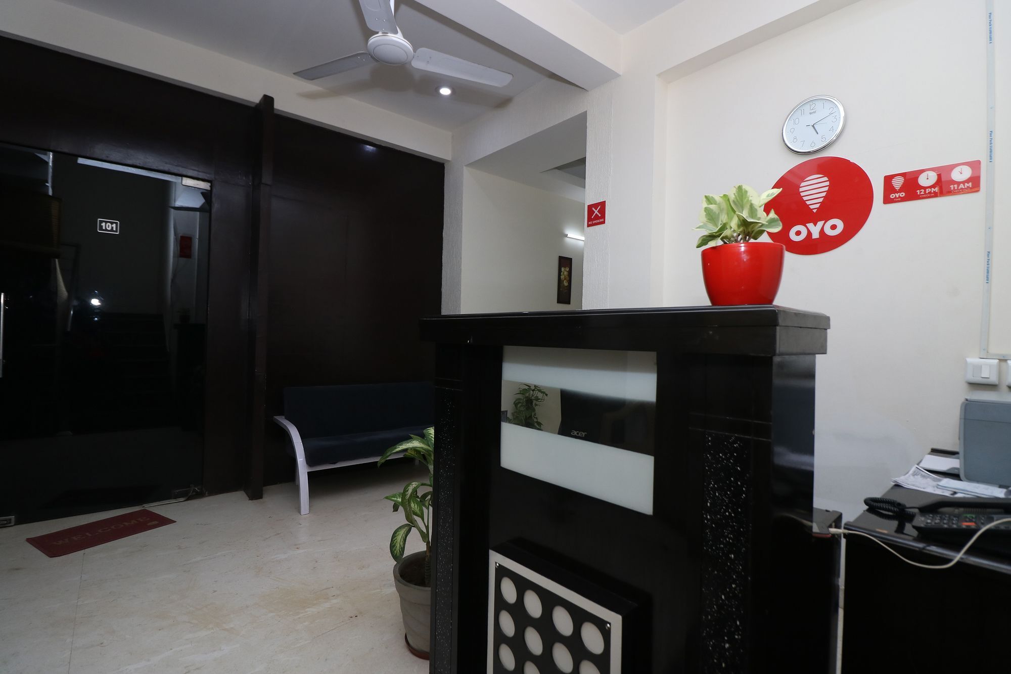 Oyo 9994 Summer Homez Hotel 2*