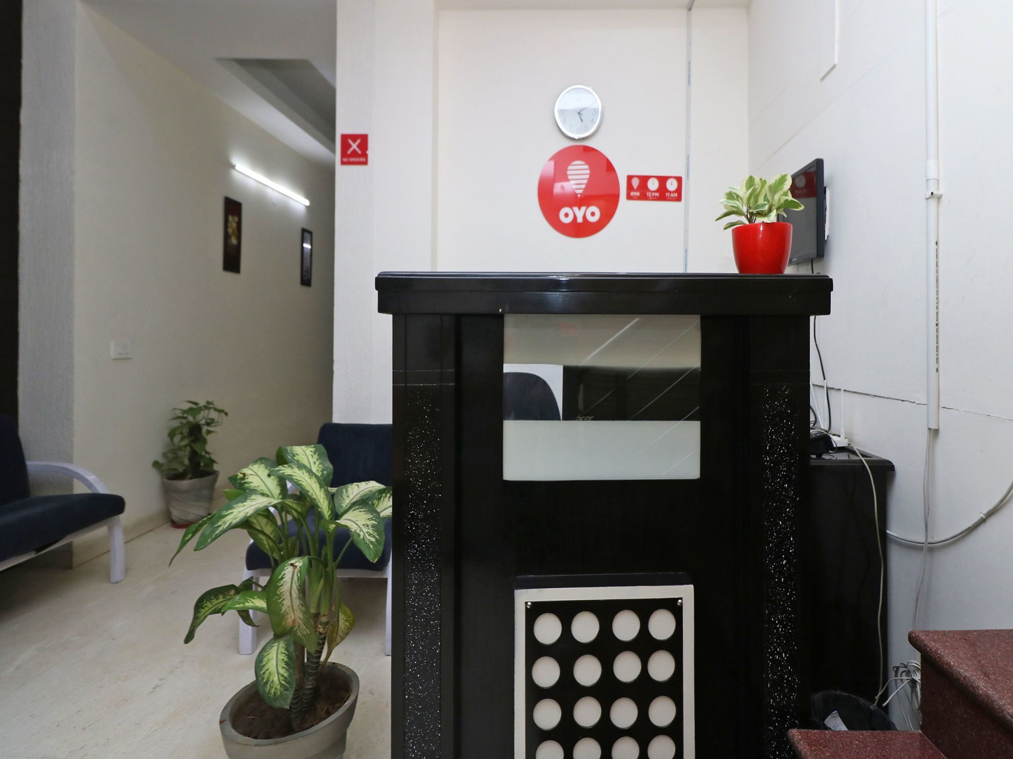 Hotel Oyo 9994 Summer Homez 2*