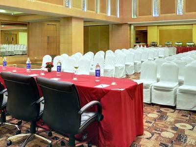 Dia Park Premier Hotel 4*