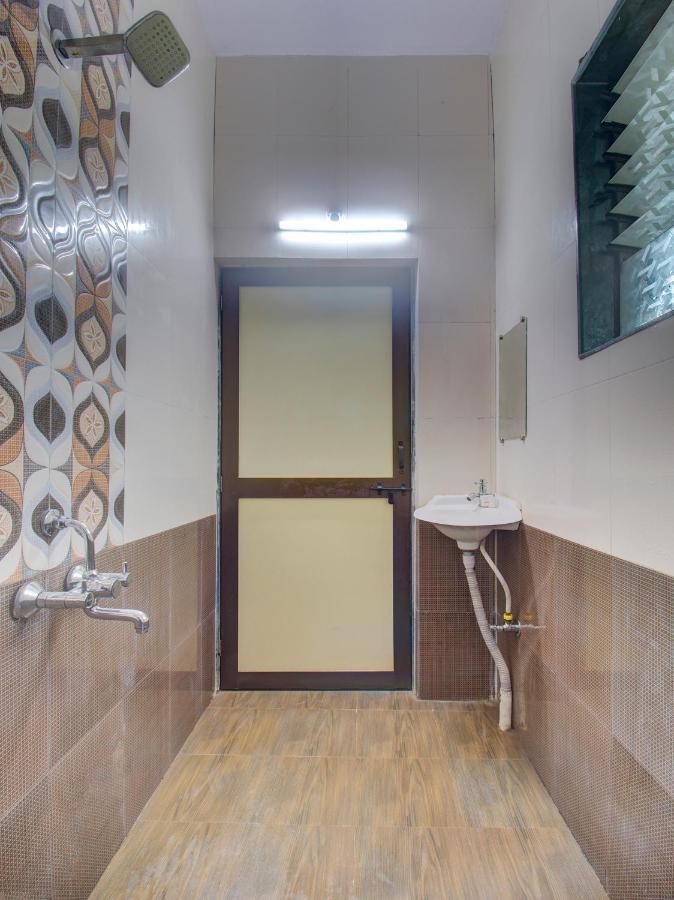 Oyo 16759 Sukhsagar Gurgaon