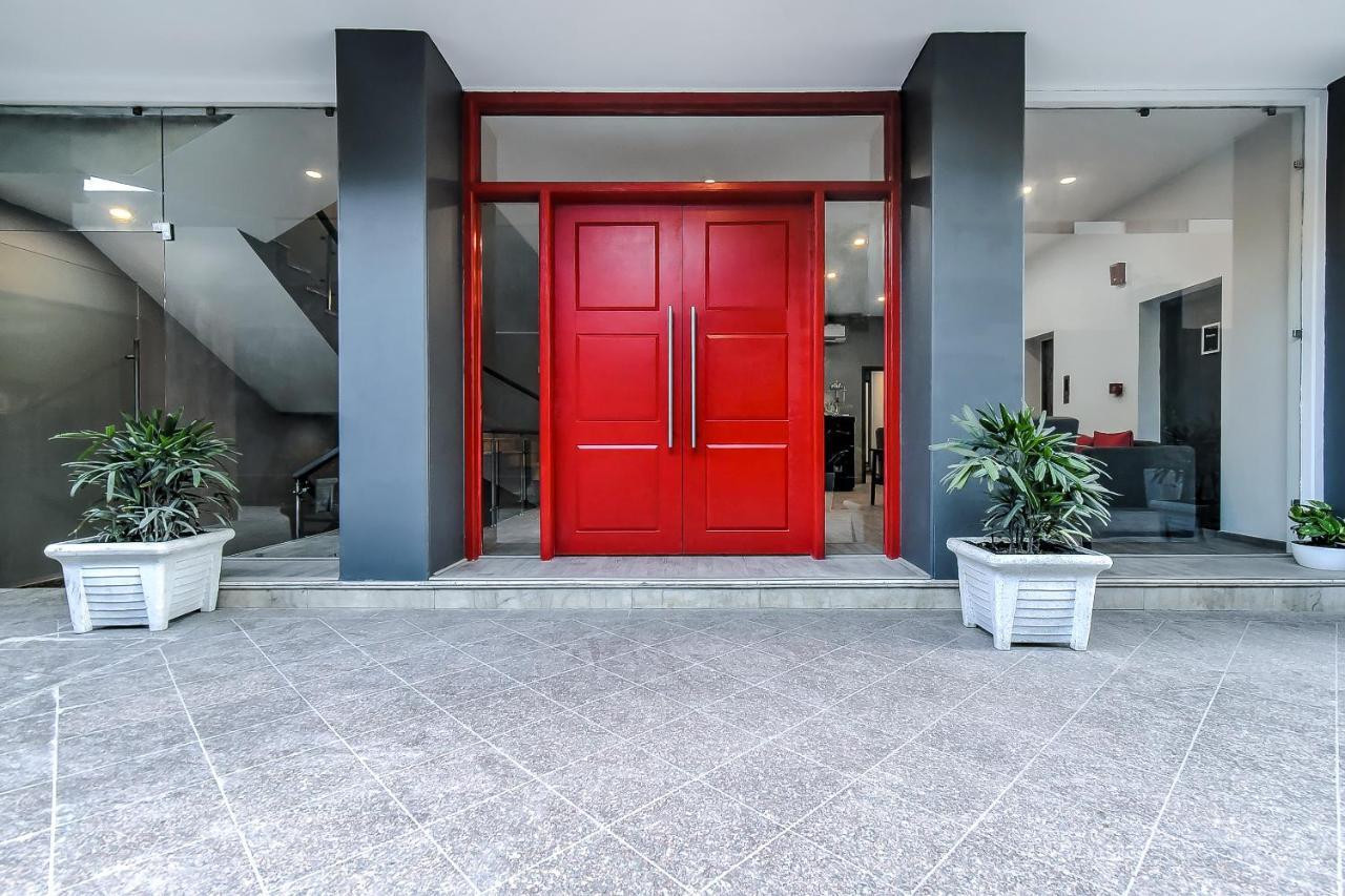 Oyo Townhouse 044 Sector 14 Gurugram Hotel Gurgaon