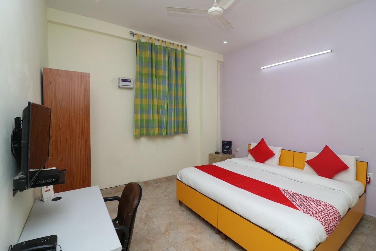 Oyo 16759 Sukhsagar Hotel 3*