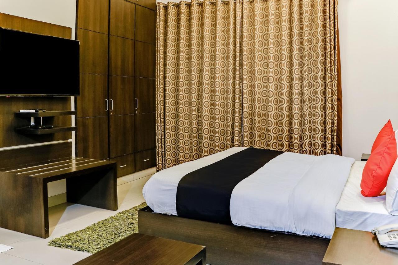 Capital O 29756 Golf View Gurgaon