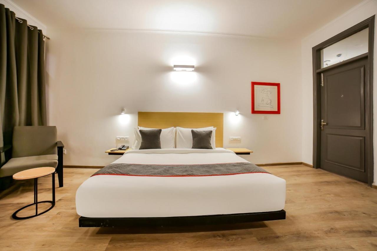 Hotel Oyo Townhouse 330 Mg Road Metro Station