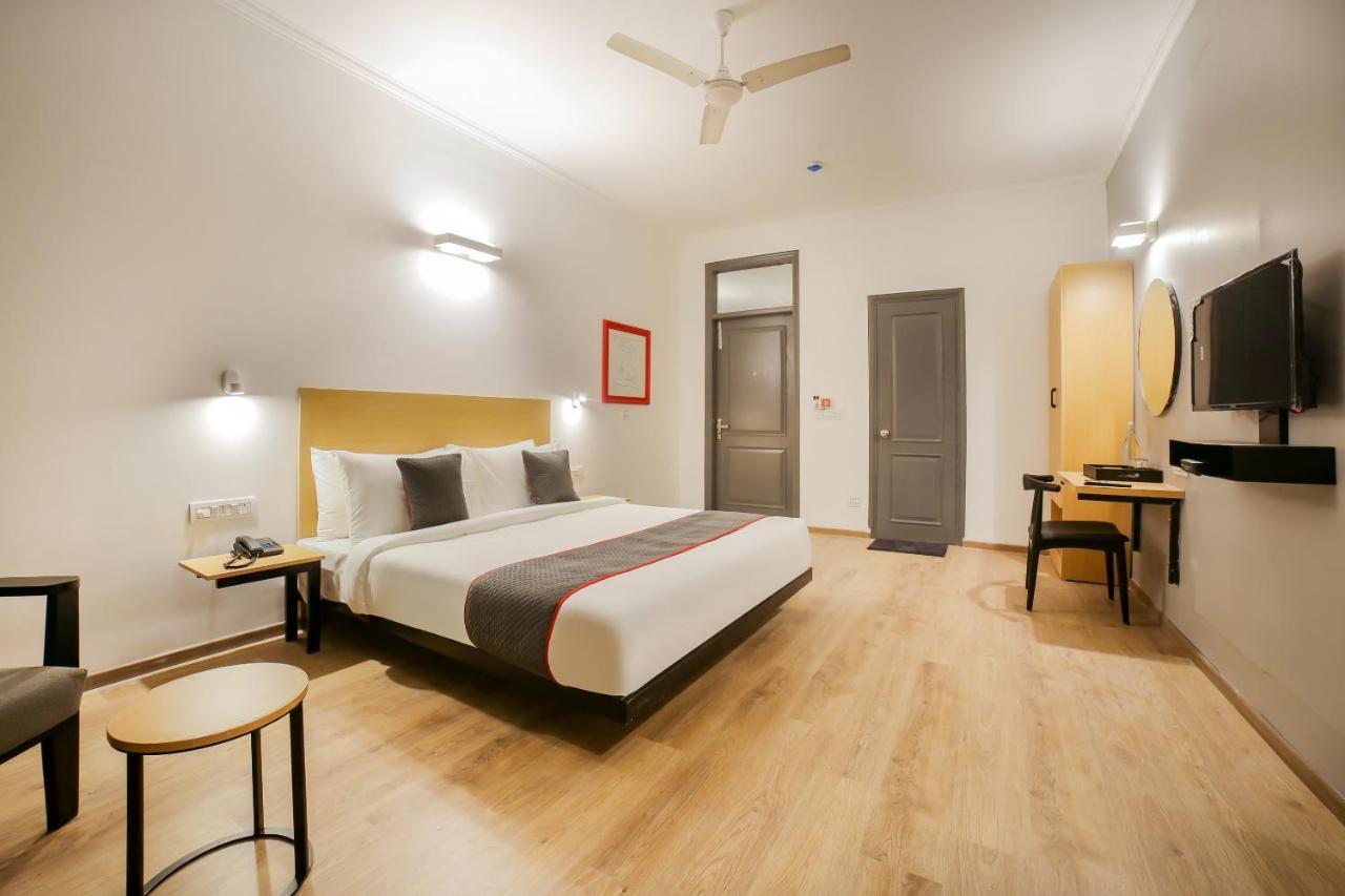 Oyo Townhouse 330 Mg Road Metro Station Gurgaon