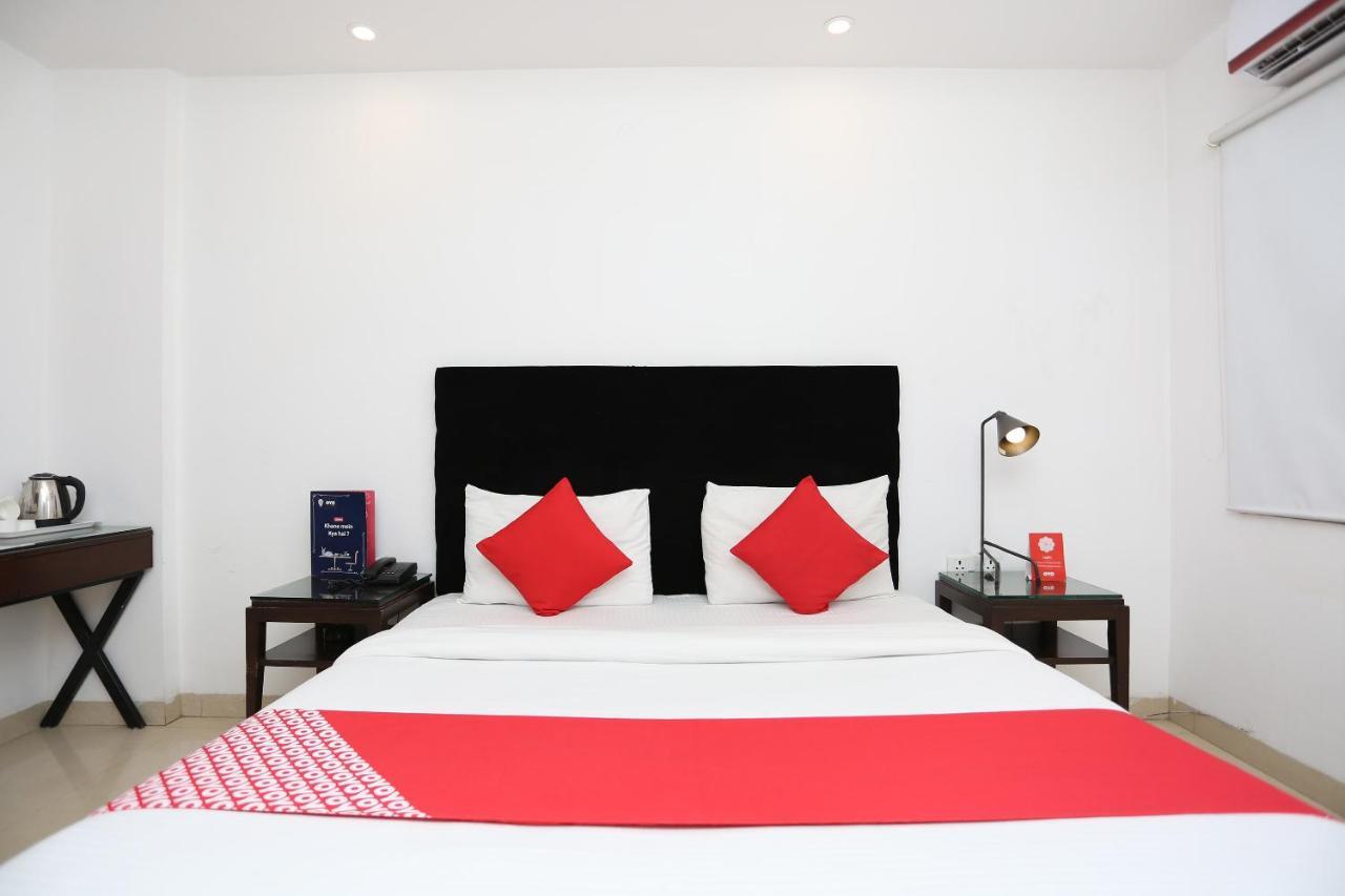 Oyo 16554 Golf Branson Hotel Gurgaon