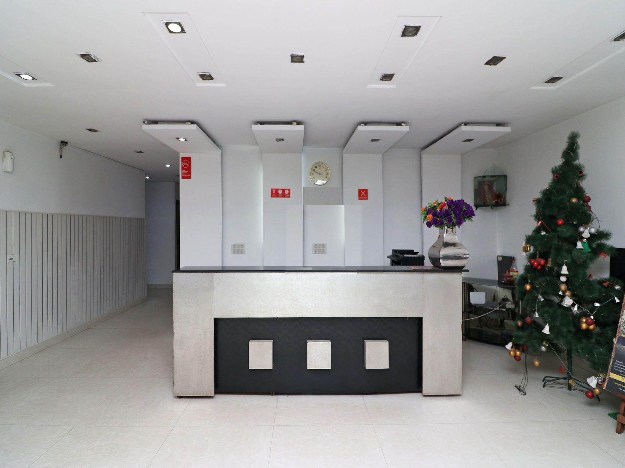 Oyo 12340 The Royal Park Plaza Hotel Gurgaon