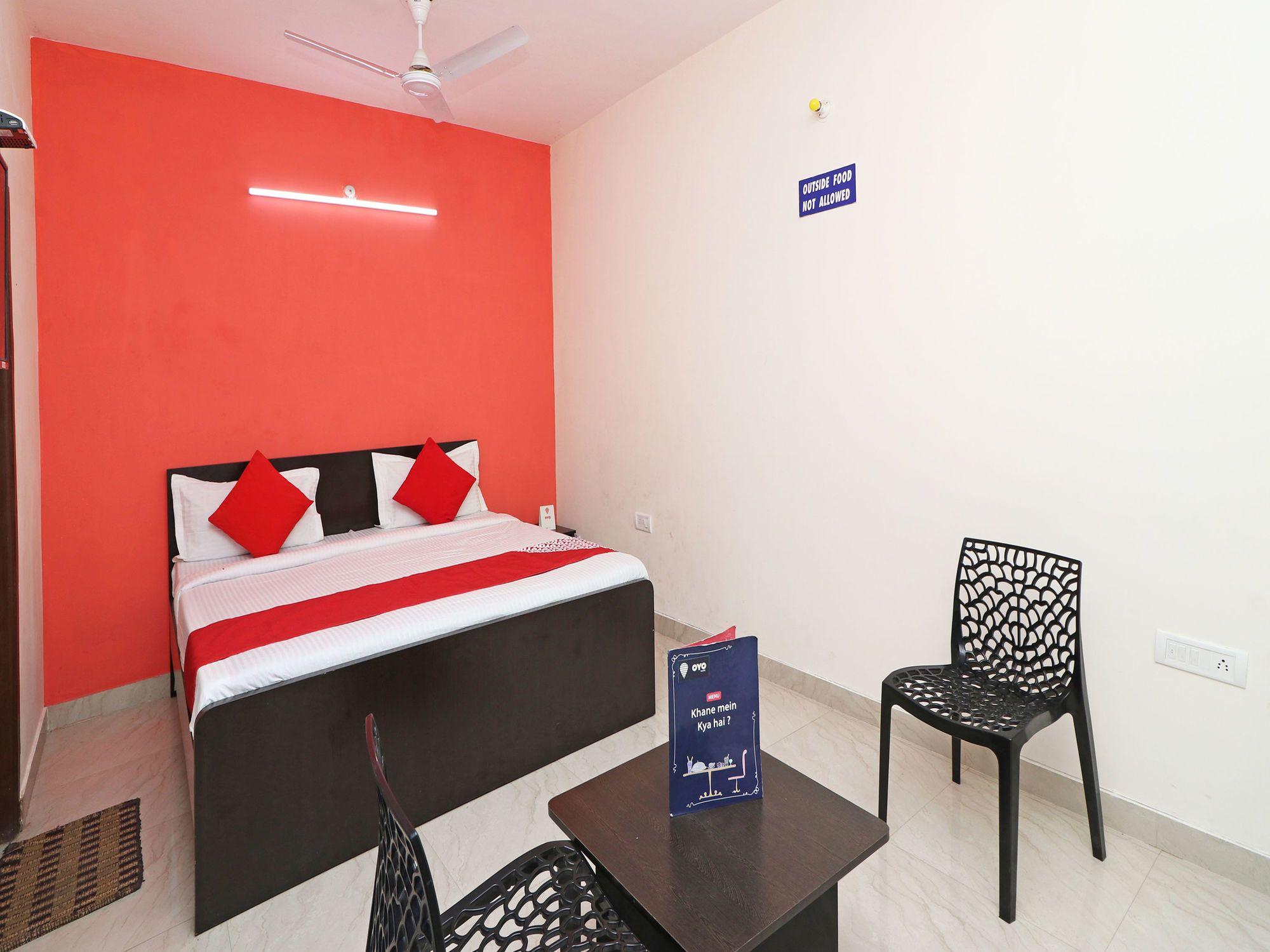 Oyo 12340 The Royal Park Plaza Hotel 3*