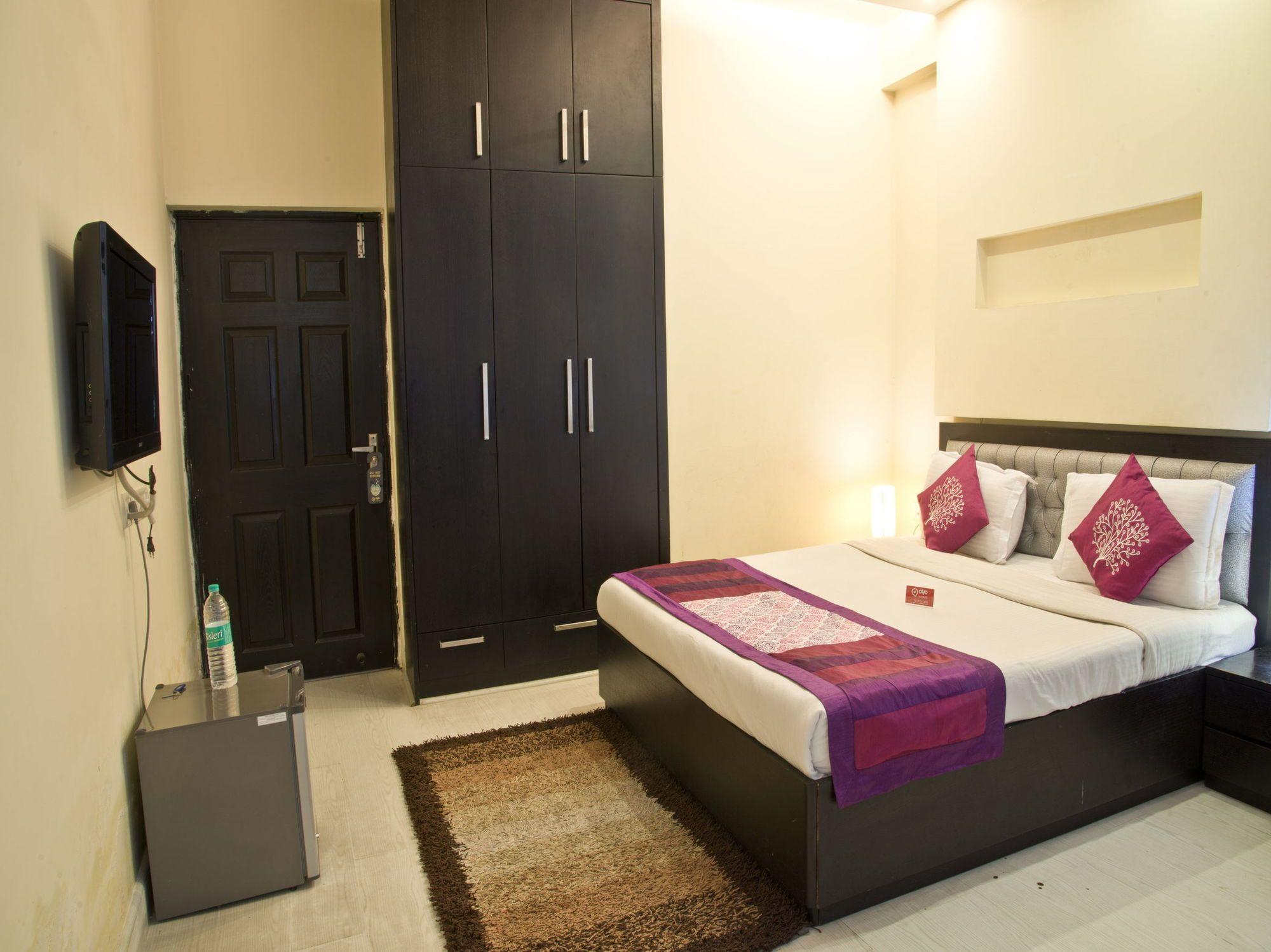 Oyo 309 The Royal Residency 3* Gurgaon