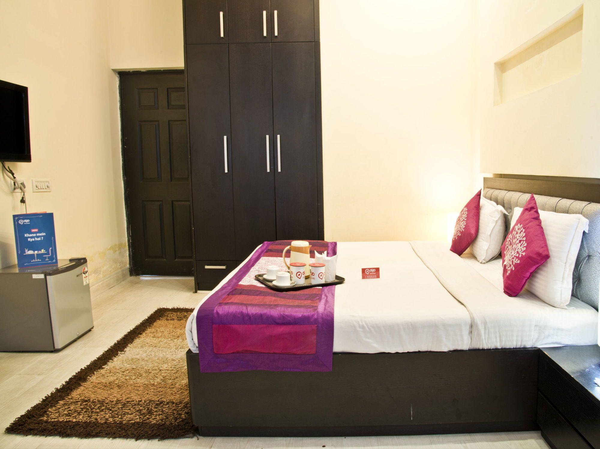 Hotel Oyo 309 The Royal Residency 3*