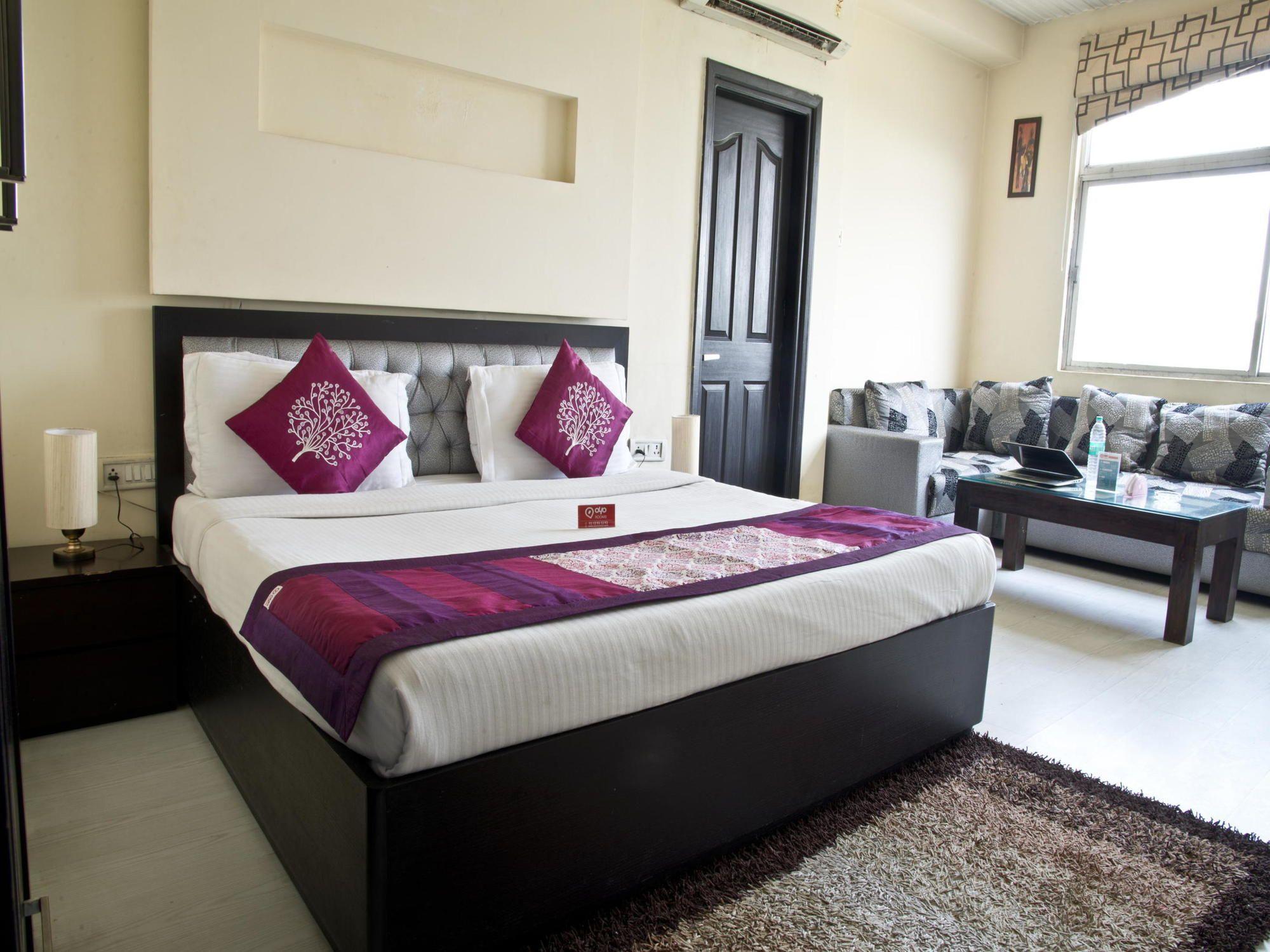 Hotel Oyo 309 The Royal Residency Gurgaon