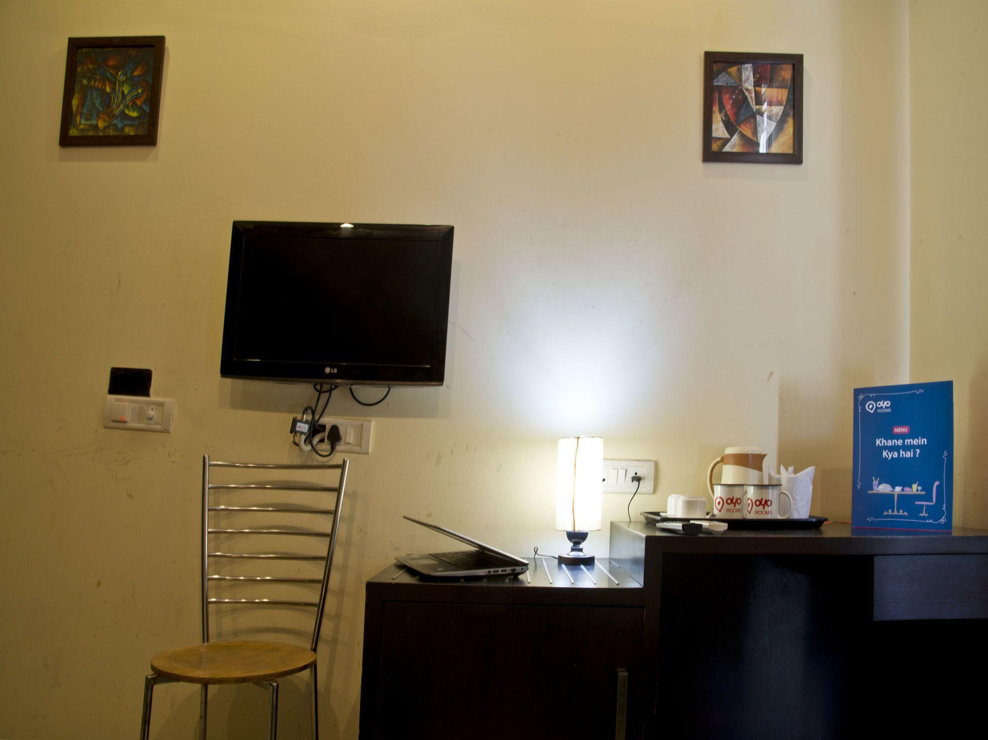 Hotel Oyo 309 The Royal Residency 3*