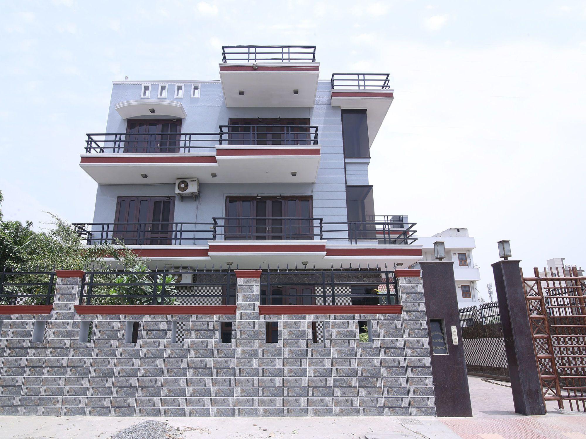 Hotel Oyo 15184 Dev Palace