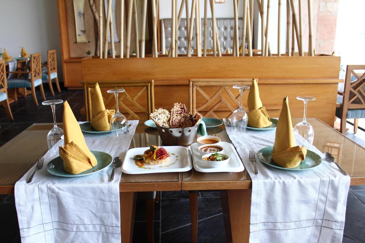 Taj Damdama & Spa, Gurugram Resort