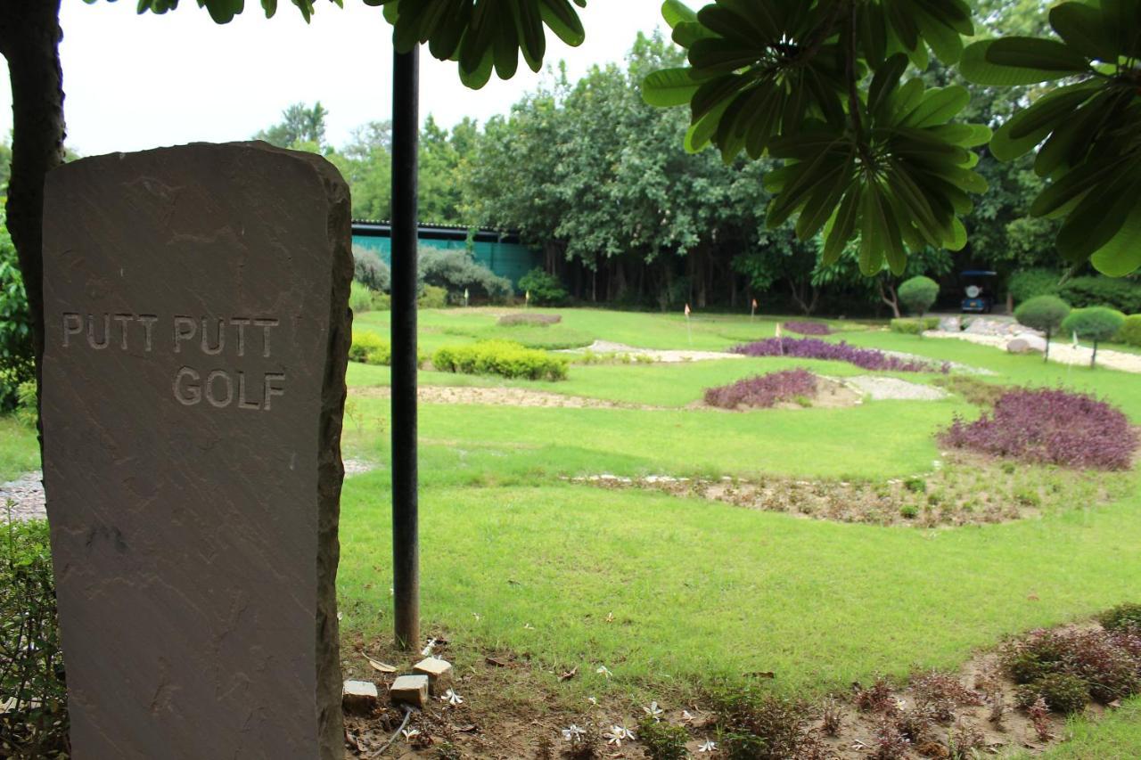 Taj Damdama & Spa, Gurugram