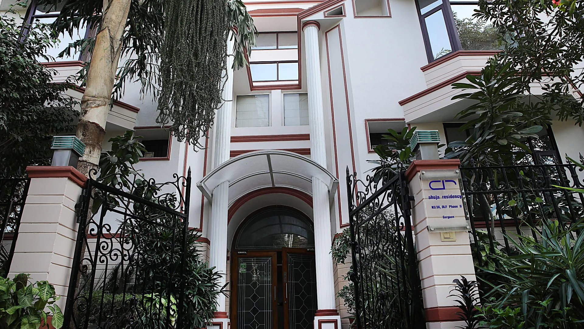 Premier Hotels in DLF Phase II Gurgaon to Consider